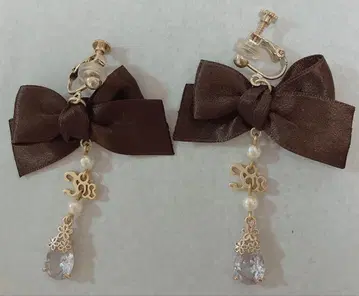 Classy Ribbon 귀찌