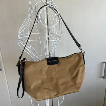 잔니 키아리니 SUVOTA BORSA 파우치 백 카멜