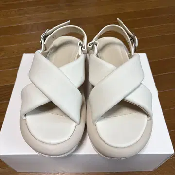 EVOL 통굽 아이보리 샌들