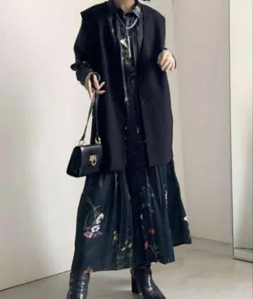Ameri UND NEVAEH VEST SET DRESS