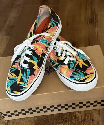 Vans 플라워 패턴 스니커즈