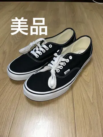 Vans 어센틱 블랙 로우컷 스니커즈 28.5cm