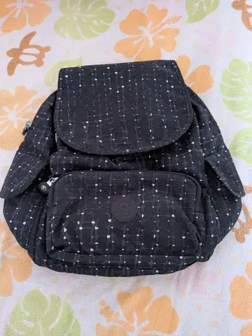 Kipling 도트 무늬 블랙 백팩