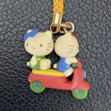 키티  키링 레트로 지역 스트랩 레어템 레어