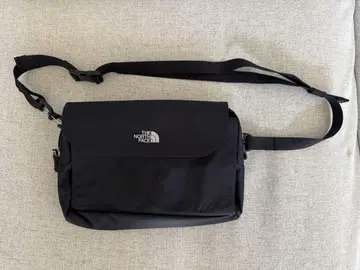 THE NORTH FACE 숄더 파우치