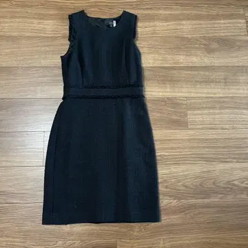 클리닝 완료: J.Crew 슬리브리스 드레스 사이즈 2 블랙