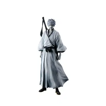 BLEACH 제일복권 화이트 이치고 피규어