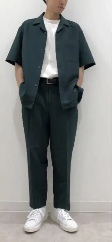 GU 오픈 카라 셔츠 M 사이즈, 팬츠 L 사이즈