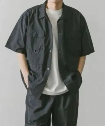 BURLAP OUTFITTER x DOORS 별주 오픈 카라 셔츠