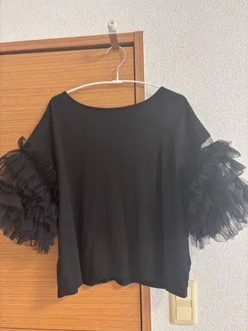 튤 T셔츠