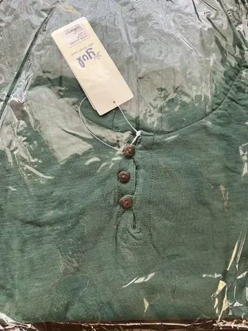 키류 센토 착용 의상 후드티