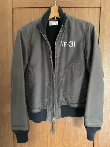 리얼 맥코이 VF-31 플라이트 재킷 사이즈 38