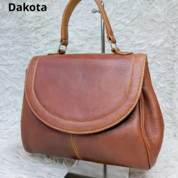 Dakota 다코타 핸드백 플랩 브라운 가죽 금장 장식