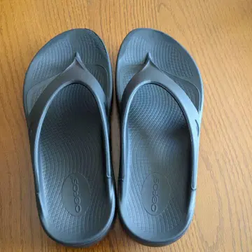 우포스