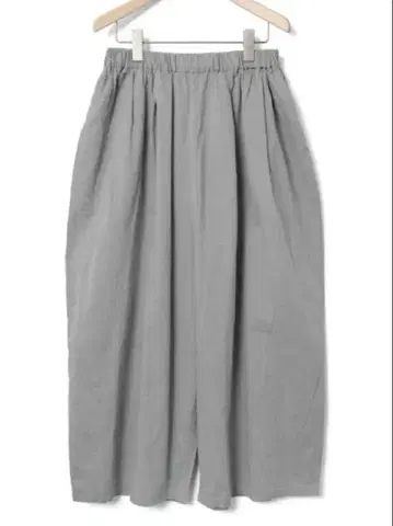 미사용 새상품 MidiUmi tuck easy pants