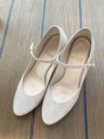 히미코 앵클 스트랩 펌프스 24cm