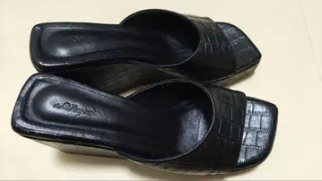the virgins muse mule CROCO 샌들
