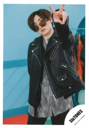 SixTONES 공명/FASHION 쿄모토 타이가 공식 사진 *1장
