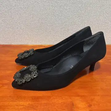 새상품급 모드 에 자코모 비쥬 펌프스 24.5cm 벨트 버클