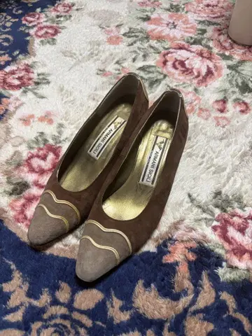 ARMANI SICILI 브라운 하이힐