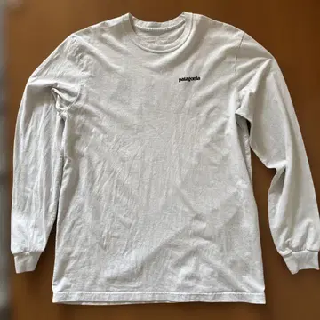patagonia 긴팔 티셔츠 M 사이즈
