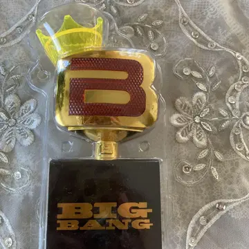 BIGBANG 응원봉 10주년 골드