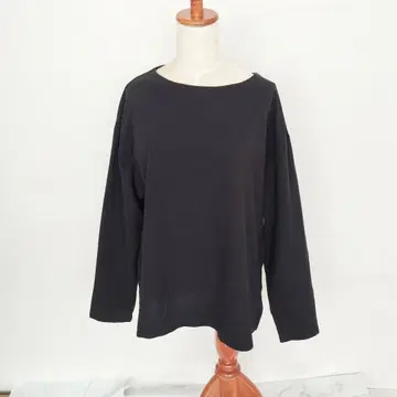OPAQUE.CLIP 블랙 긴팔 보트넥