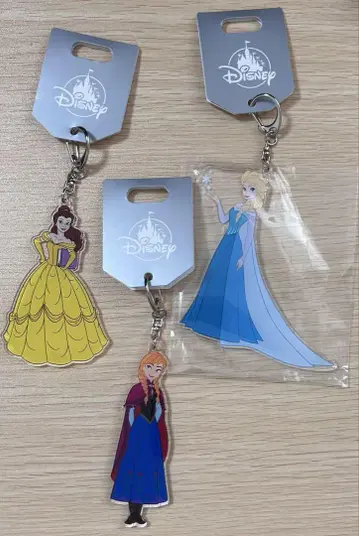 새상품 디즈니 리조트점 한정 아크릴 키홀더 벨 엘사 아나