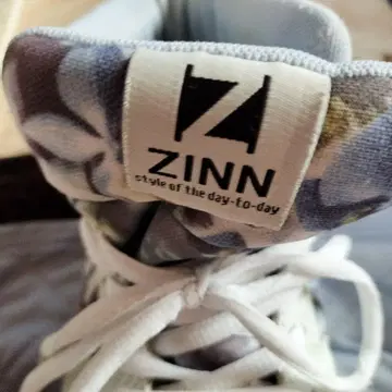 ZINN 꽃무늬 하이컷 스니커즈 화이트/블루