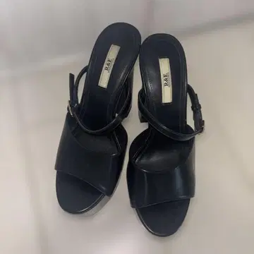 R&E 샌들 새상품급 하이힐