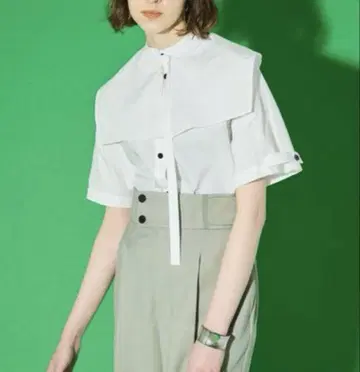 유나이티드 도쿄 멀티 웨이 세일러 카라 반팔 블라우스