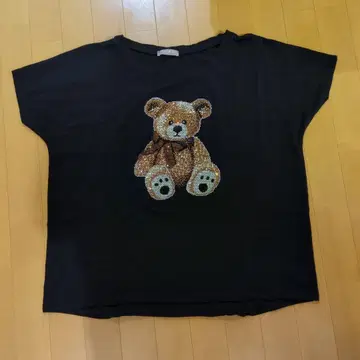 미사용 새상품 곰돌이 스톤 장식 블랙 티셔츠