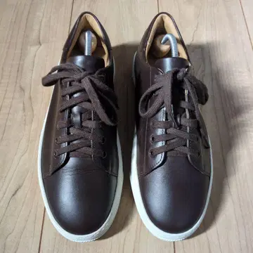 A.P.C. 가죽 스니커즈 다크 브라운 새상품급!