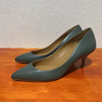 시착만 한 상품 쳄버 그린 23.5cm 37 펌프스