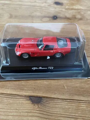 Alfa Romeo TZ2 미니카 1/64 빨간색