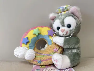 젤라토니 도넛 봉제 인형 배지