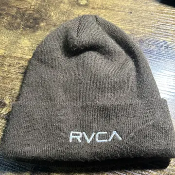 RVCA 브라운 니트 모자 Artist Network Program