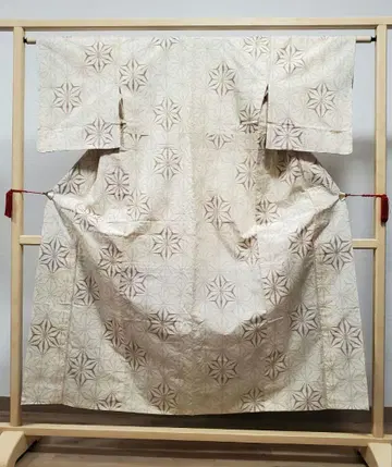 A 홑겹 몸판 덧대기 마 잎사귀 패턴 베이지색 명주 코몬 기모노 30