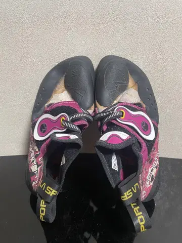 La Sportiva Theory 클라이밍 신발