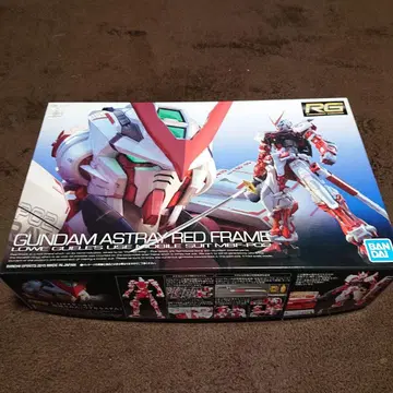RG GUNDAM ASTRAY RED FRAME BANDAI