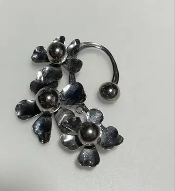 AIKON flower 이어 커프 액세서리