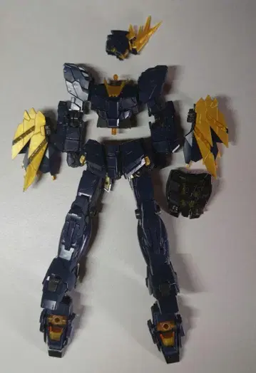 RG 1/144 밴시 노른 조립 완료 정크