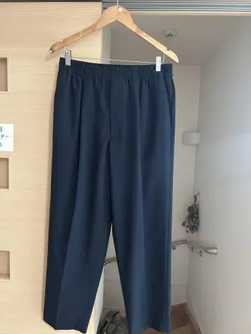25 SS UNIQLO : C 감동 턱 팬츠
