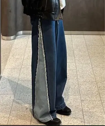 데님 블루 라이트 블루 이소재 와이드 팬츠