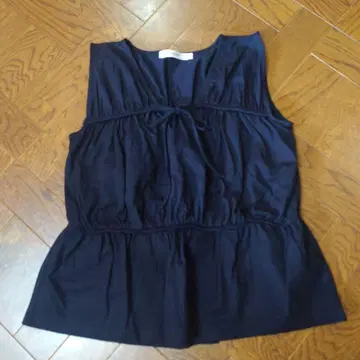 MOUSSY 네이비 슬리브리스 상의 F