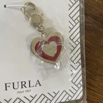 FURLA 하트 모양 참 레드