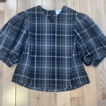UNITED ARROWS 체크 무늬 블라우스 반팔