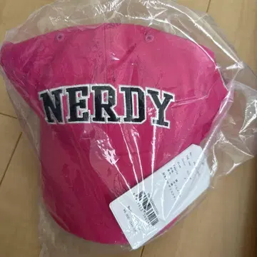 [새상품] NERDY 핑크 캡 F