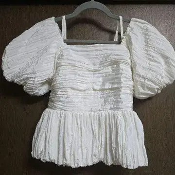 herlipto Bloom Two-Way Top
