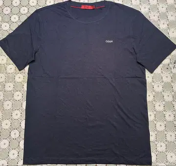 HUGO 네이비 티셔츠 Size S